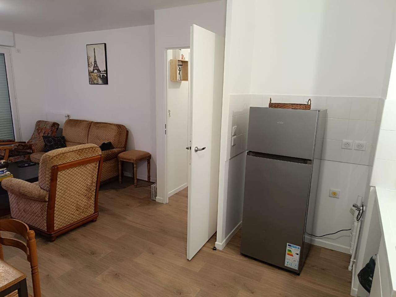 Bel Appartement Disponible Conflans-Sainte-Honorine Exterior photo
